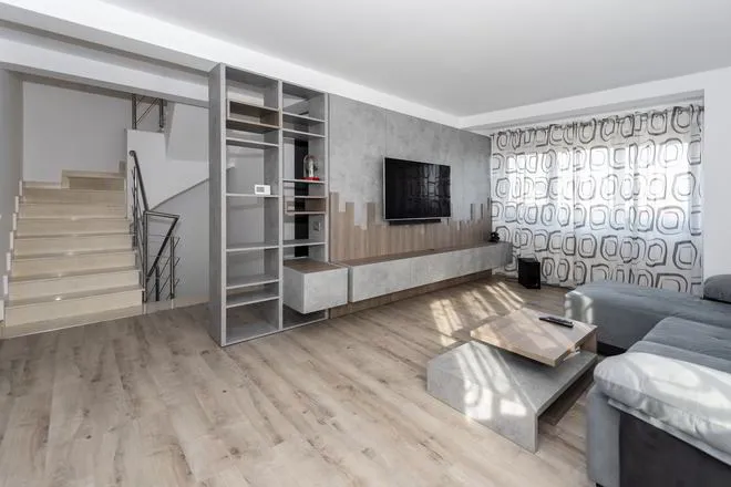Casa P+1E, locuinta privata in Navodari, 01 Aprilie 2019, Mobilat integral COD.12309